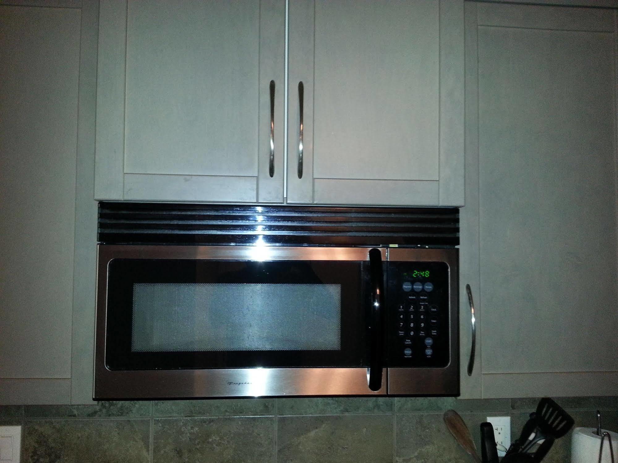 YYC Pinnacle Inn & Suites Aspen מראה חיצוני תמונה