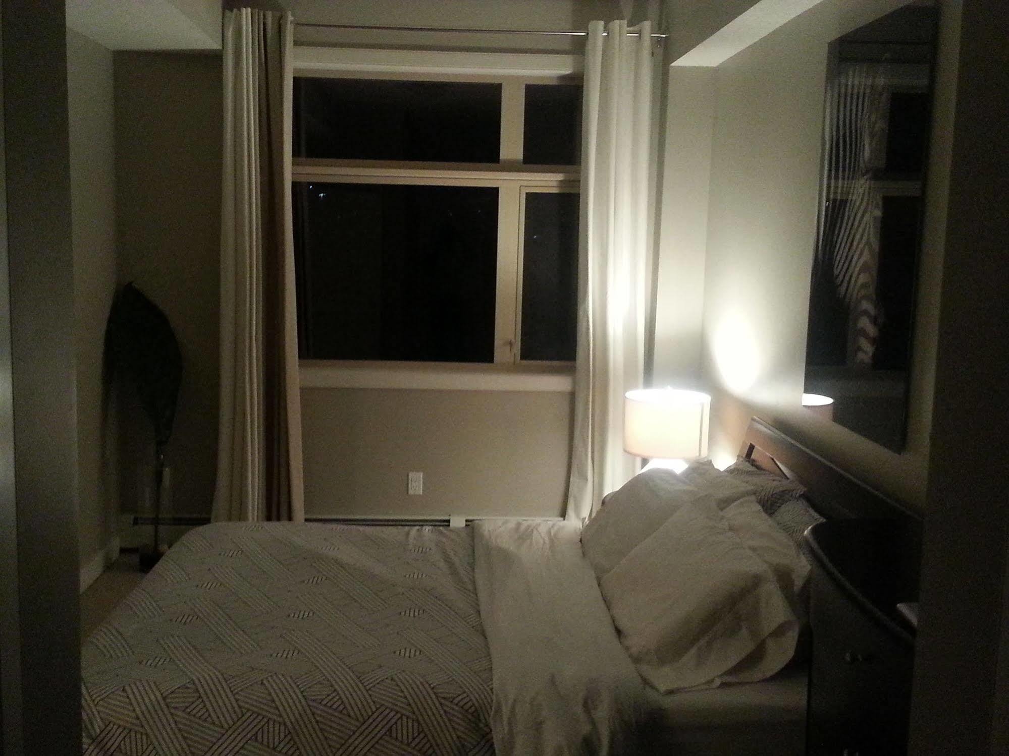 YYC Pinnacle Inn & Suites Aspen מראה חיצוני תמונה